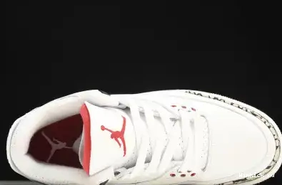 RETRO 3 